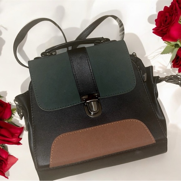 Women's Purse - Picture 2 of 7